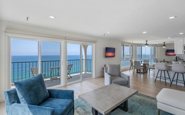 Building Photo - 565 Esplanade Unit 316