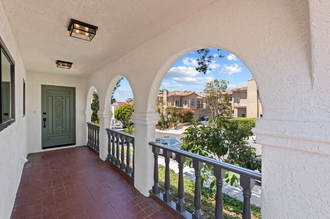 Photo - 6801 El Fuerte St