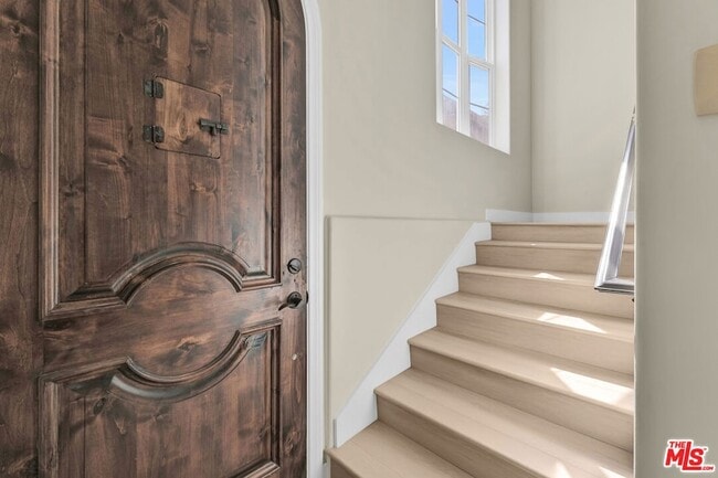 Photo - 3833 Huron Ave Unit 4