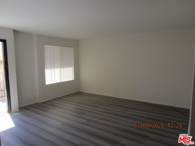 Photo - 1212 Beachwood Dr