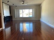 Living Room/ fireplace/Shutters - 938 20th street Apartments