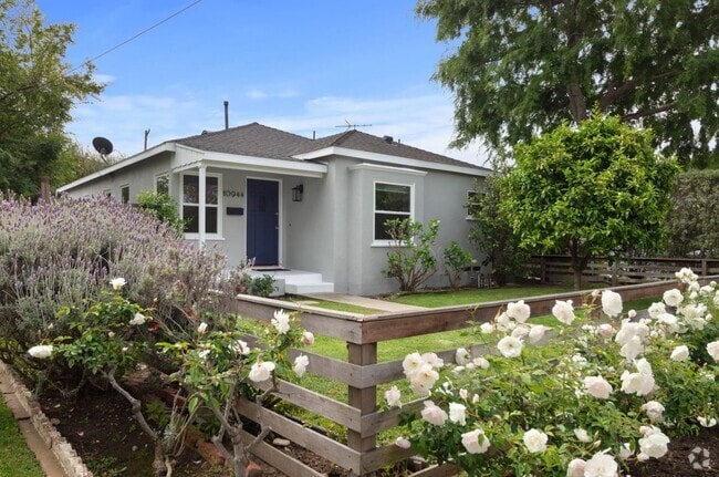 Building Photo - 10944 Aletta Ave Rental