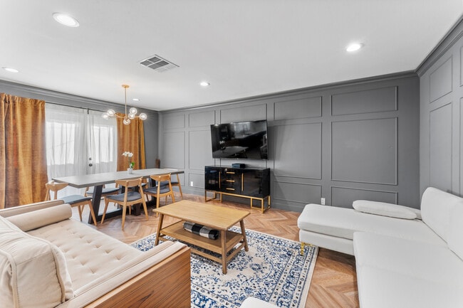 Photo - 9204 Pelican Ave