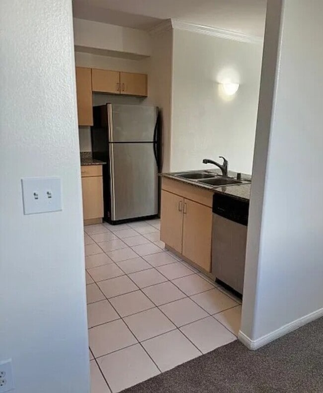 Photo - 1643 Sixth Ave Unit APT 409