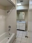Common Bathroom - 21035 Bryant St Unit 4