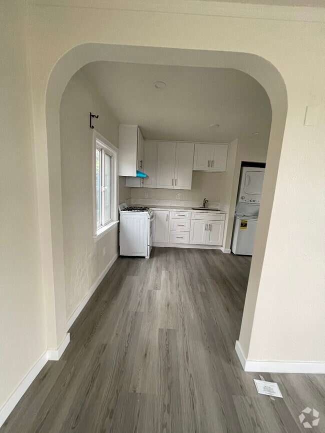 Building Photo - 4507 Lowell Ave Rental
