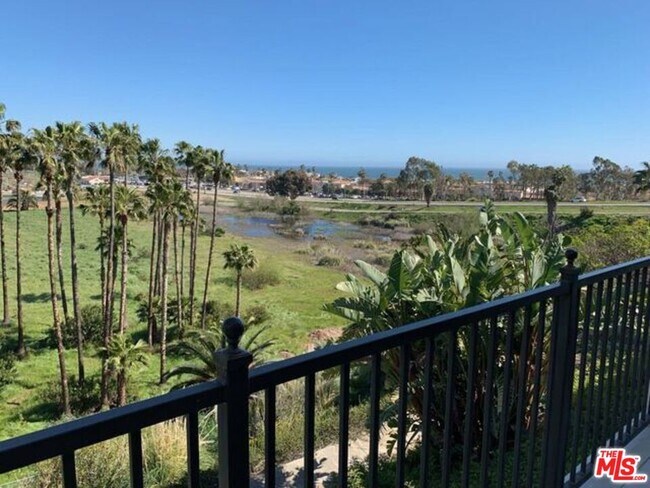 Photo - 23901 Civic Center Way Unit 124