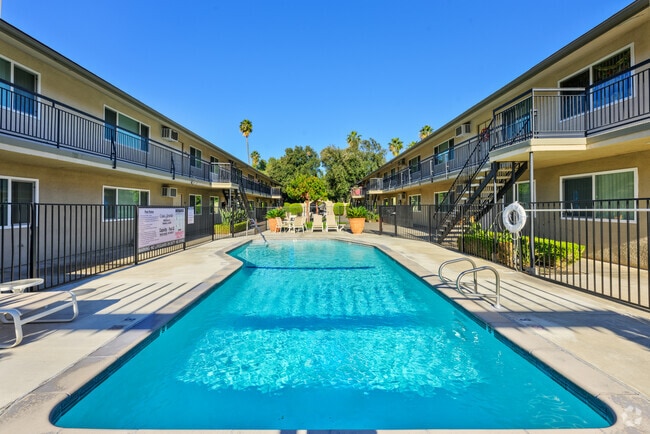 Building Photo - Casa De Jerardo