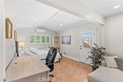 Photo - 16577 Knollwood Dr House