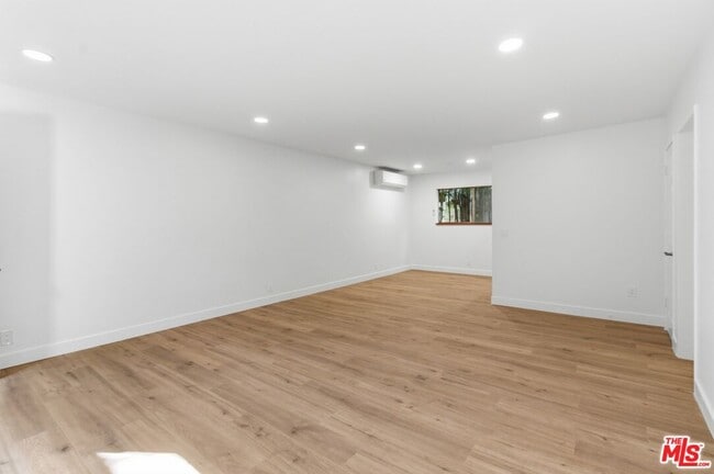 Photo - 614 6th Ave Unit 2