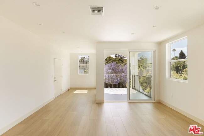 Photo - 741 Silver Lake Blvd