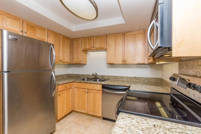 Photo - Citrus Court Apartments