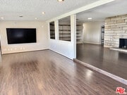 Photo - 16312 Itasca St