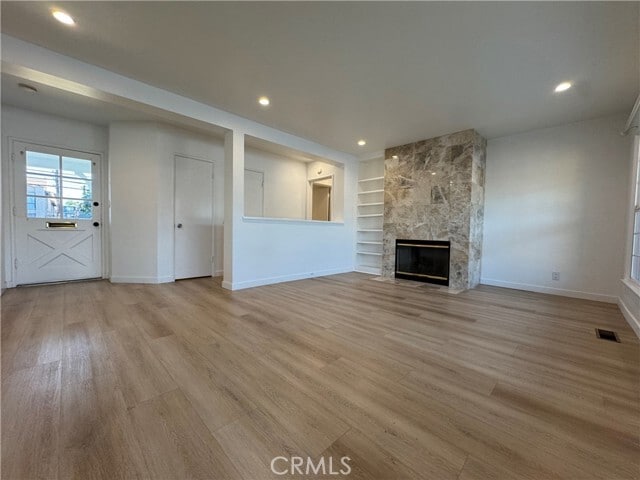 Photo - 22051 Vanowen St