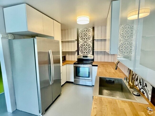 Building Photo - Charming 1 bedroom 1 bathroom in heart of ... Rental
