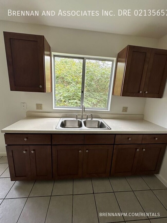 Photo - 1540 Fern St Unit #A