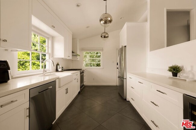 Photo - 3414 N Knoll Dr