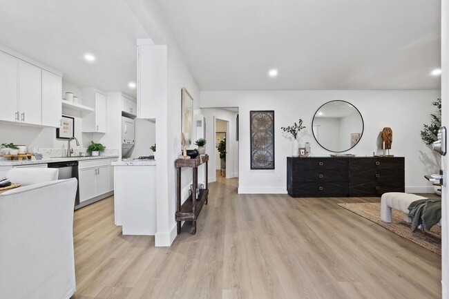 Photo - The Trinidad Apartments