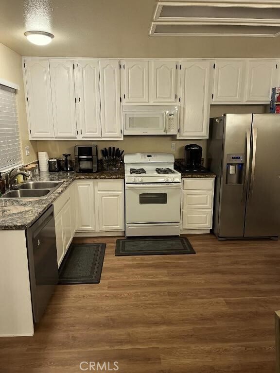 Photo - 218 Newcastle Ave