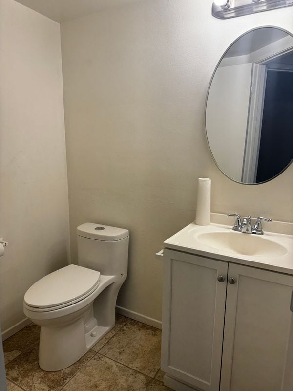 Photo - 126 E Pearl St