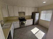 Photo - 2 Bed, 2 Bath Upper Unit in La Jola