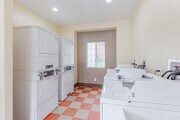 Laundry Center - Riverview Springs