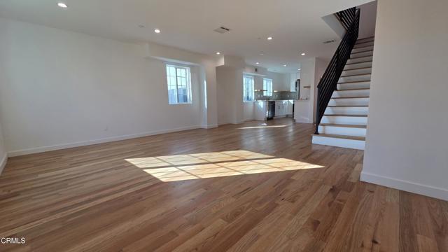 Photo - 2327 Langdale Ave