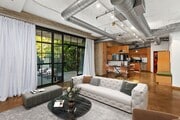 Photo - Elevate Your Living: Luxe 916 sq ft Studio in the Iconic Cable Building