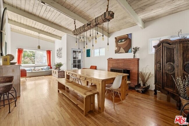 Building Photo - 3612 Greenwood Ave Rental