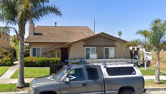 Building Photo - 1031 Dunes St Unit C Rental