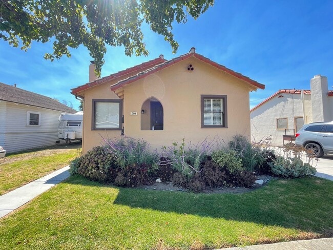 Building Photo - Southside Single Story Home