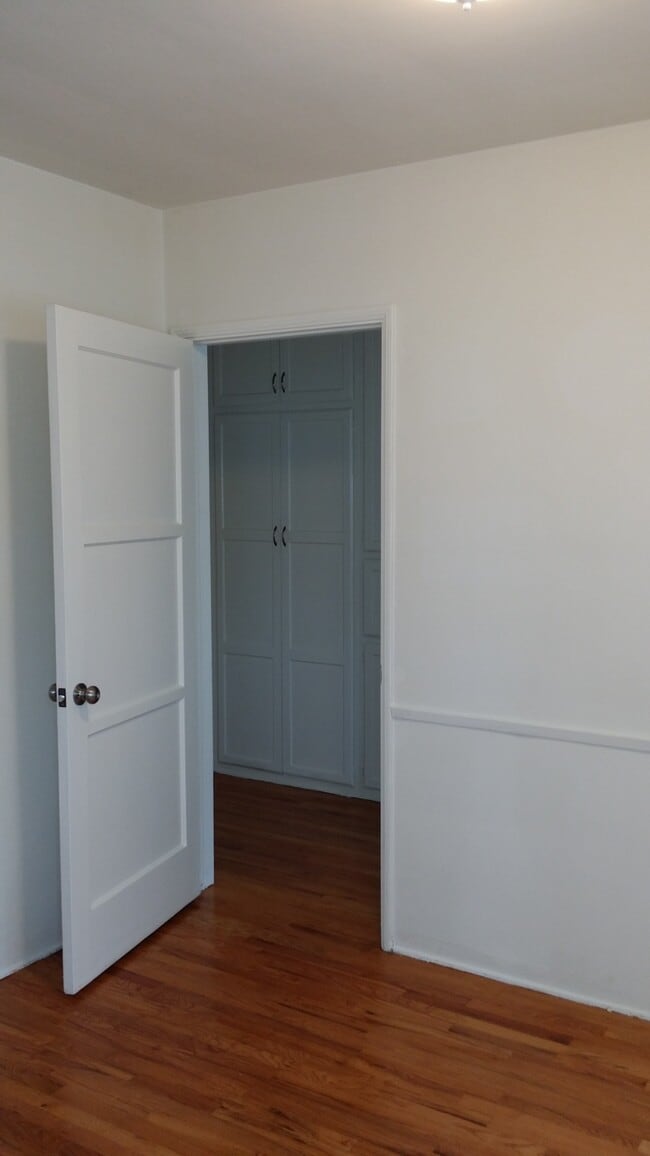 Photo - 1237 N Brand Blvd