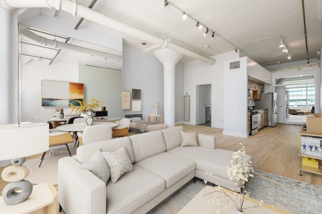 Building Photo - 420 San Pedro St