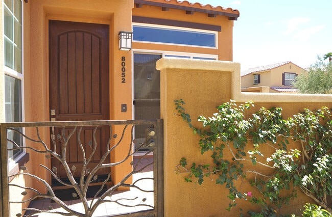 Building Photo - 80052 Silver Sage Ln Rental