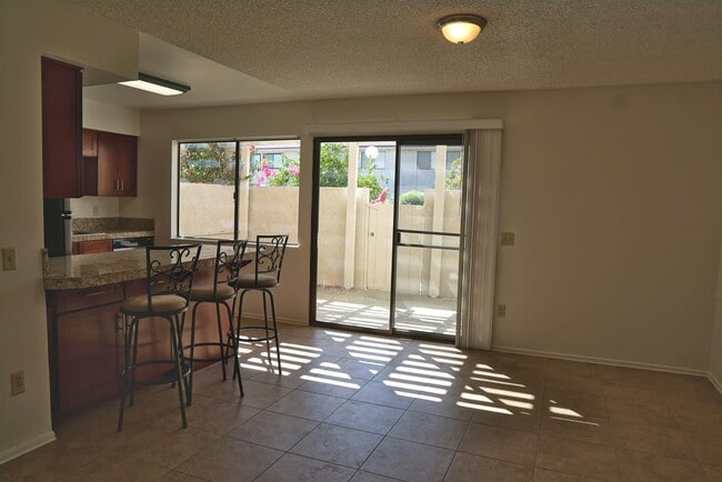 Photo - 6087 Montecito Cir