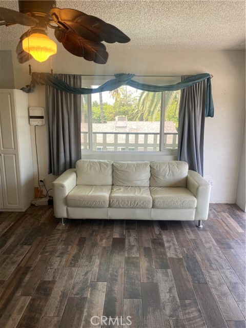 Photo - 808 Orchard Dr Unit B