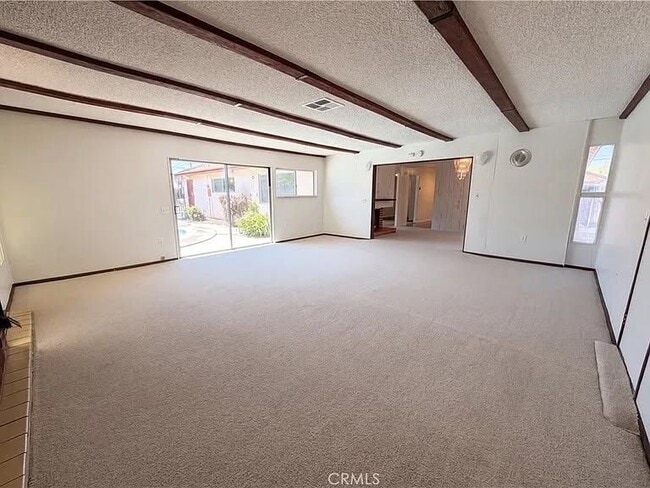 Photo - 5947 Arden Ave