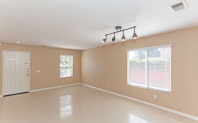 Photo - Large 4 Bedroom, 2.5 Bath Home with Large 3 Car Garage!!