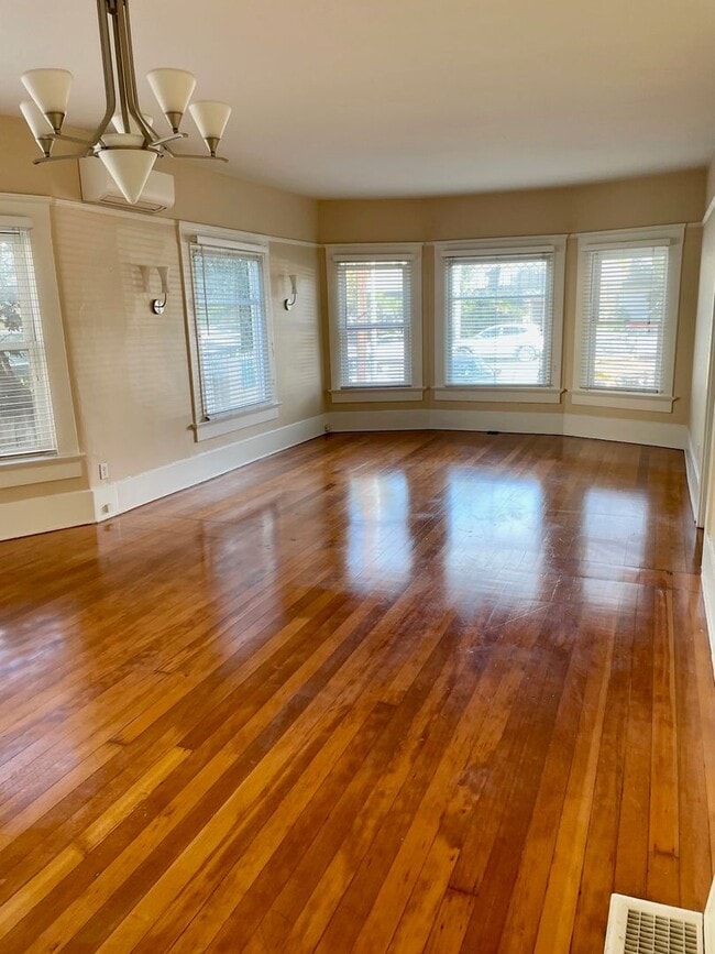 Photo - 3RD AVE. Unit #1