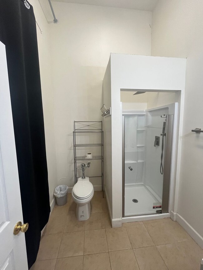 Photo - 444 G St Unit 1
