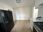 Photo - 624 W 49th St