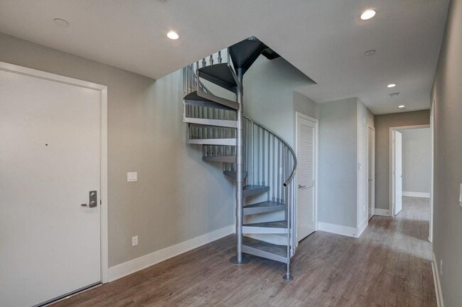 Photo - 1210 S Corning St Unit 201