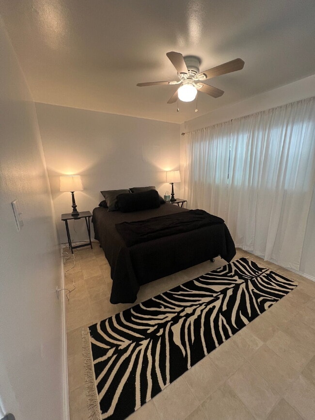 Photo - 1132 Dover Ln Unit A