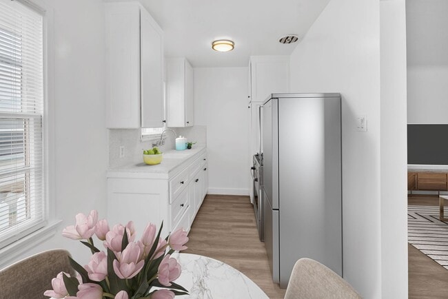 Photo - Newly Renovated Studio on 2nd Street- Belmont Heights Unit 3207-20