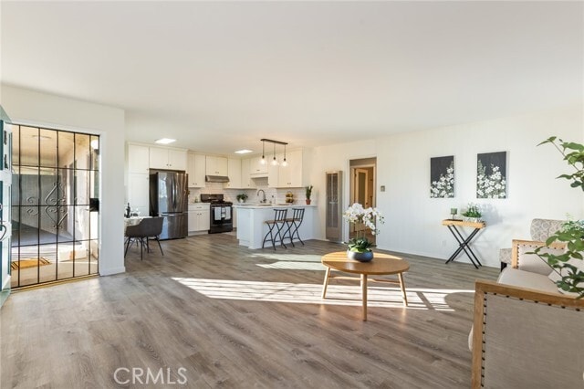 Building Photo - 26015 Narbonne Ave Unit 14