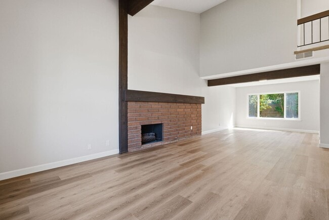 Photo - Gorgeously Updated 5 bedroom/3 bath House in Greenbrook!