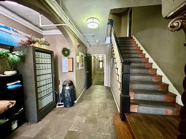 Photo - 1411 Toberman St Unit 208