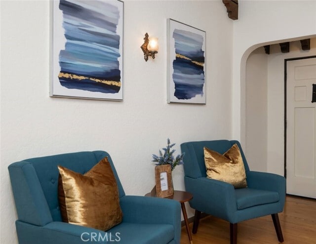 Photo - 15803 Victoria Ave