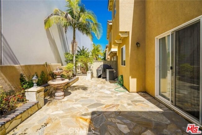 Photo - 1241 Ivy Terrace