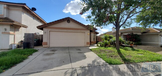 Photo - 2 Bedroom Santa Maria home available!